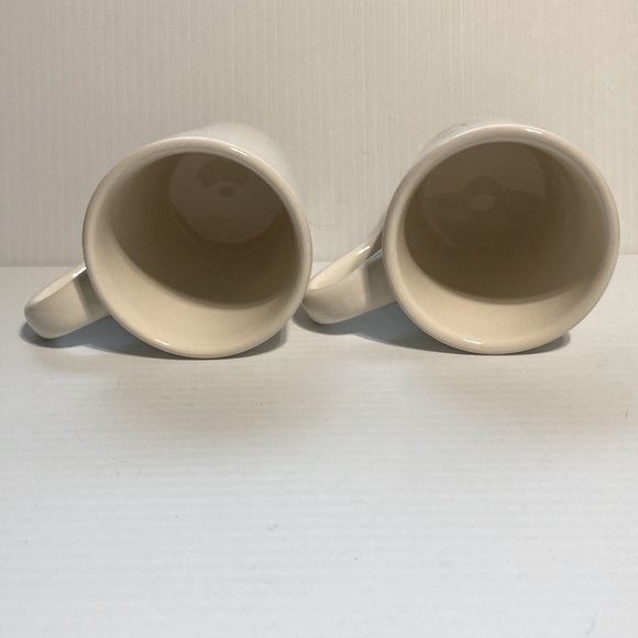 Williams Sonoma Snowmen Holiday Coffee Mug Cups 8 oz Set of 2 - Picture 9 of 11